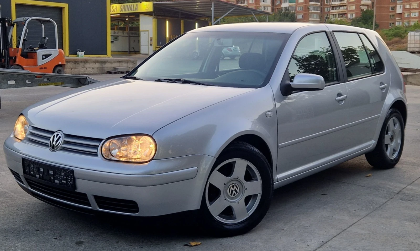 VW Golf 1.9TDI 90к.с., снимка 3 - Автомобили и джипове - 56256535