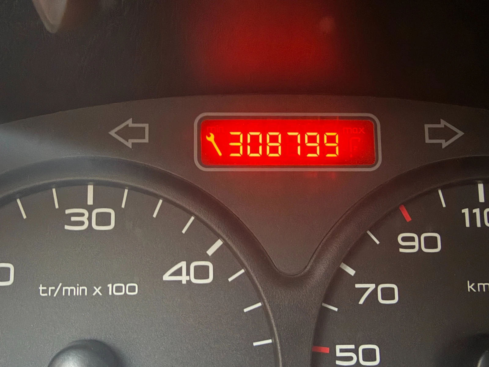 Peugeot 206 1.4 HDi, снимка 16 - Автомобили и джипове - 56633501