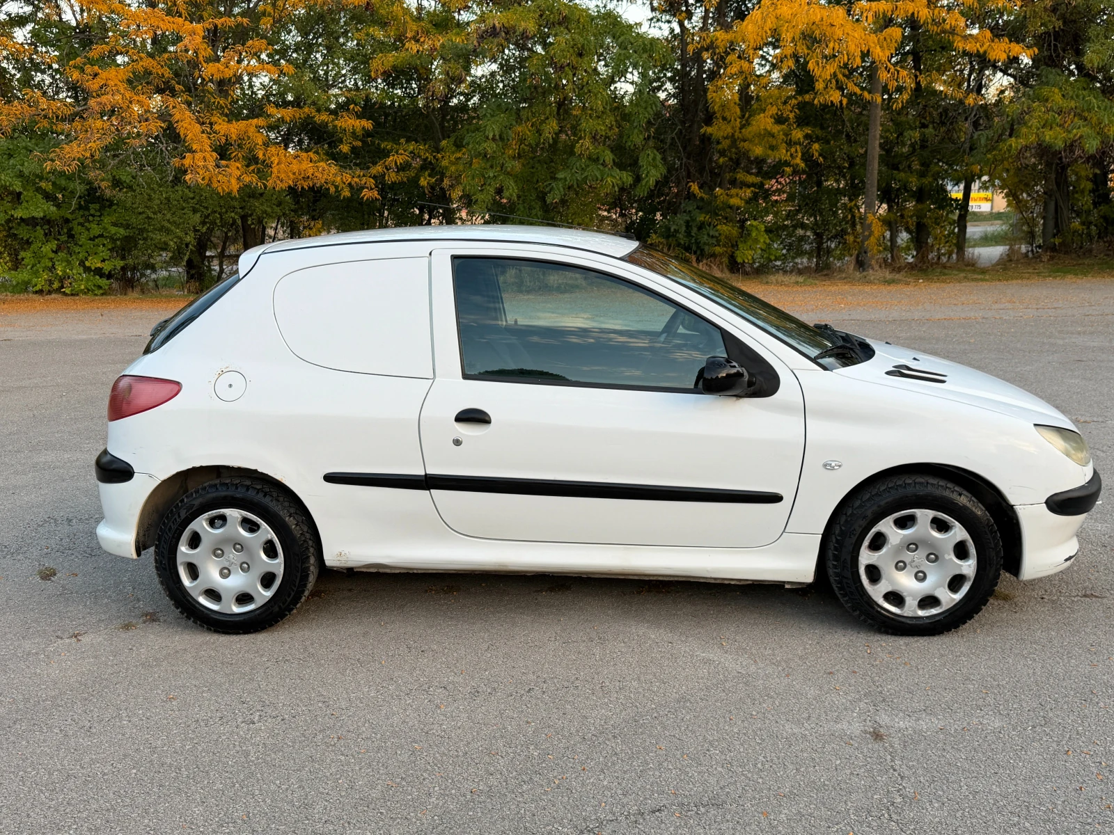 Peugeot 206 1.4 HDi, снимка 4 - Автомобили и джипове - 56633501