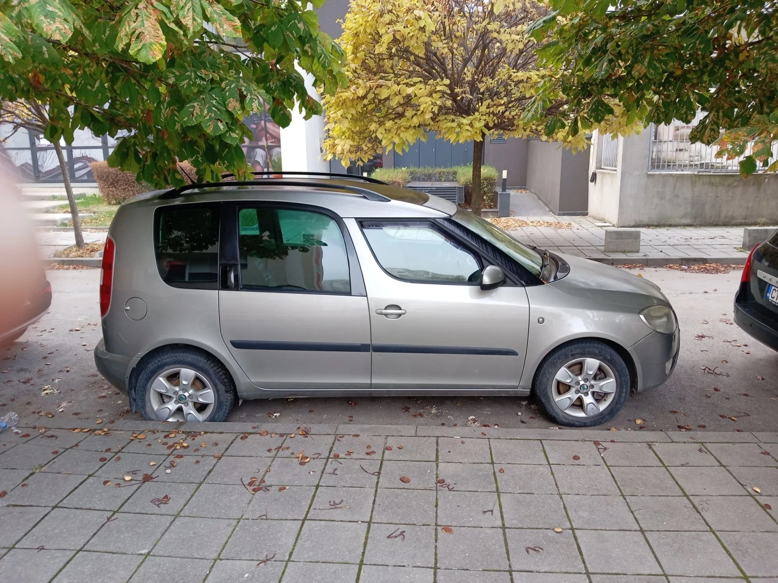 Skoda Roomster, снимка 2 - Автомобили и джипове - 56635865