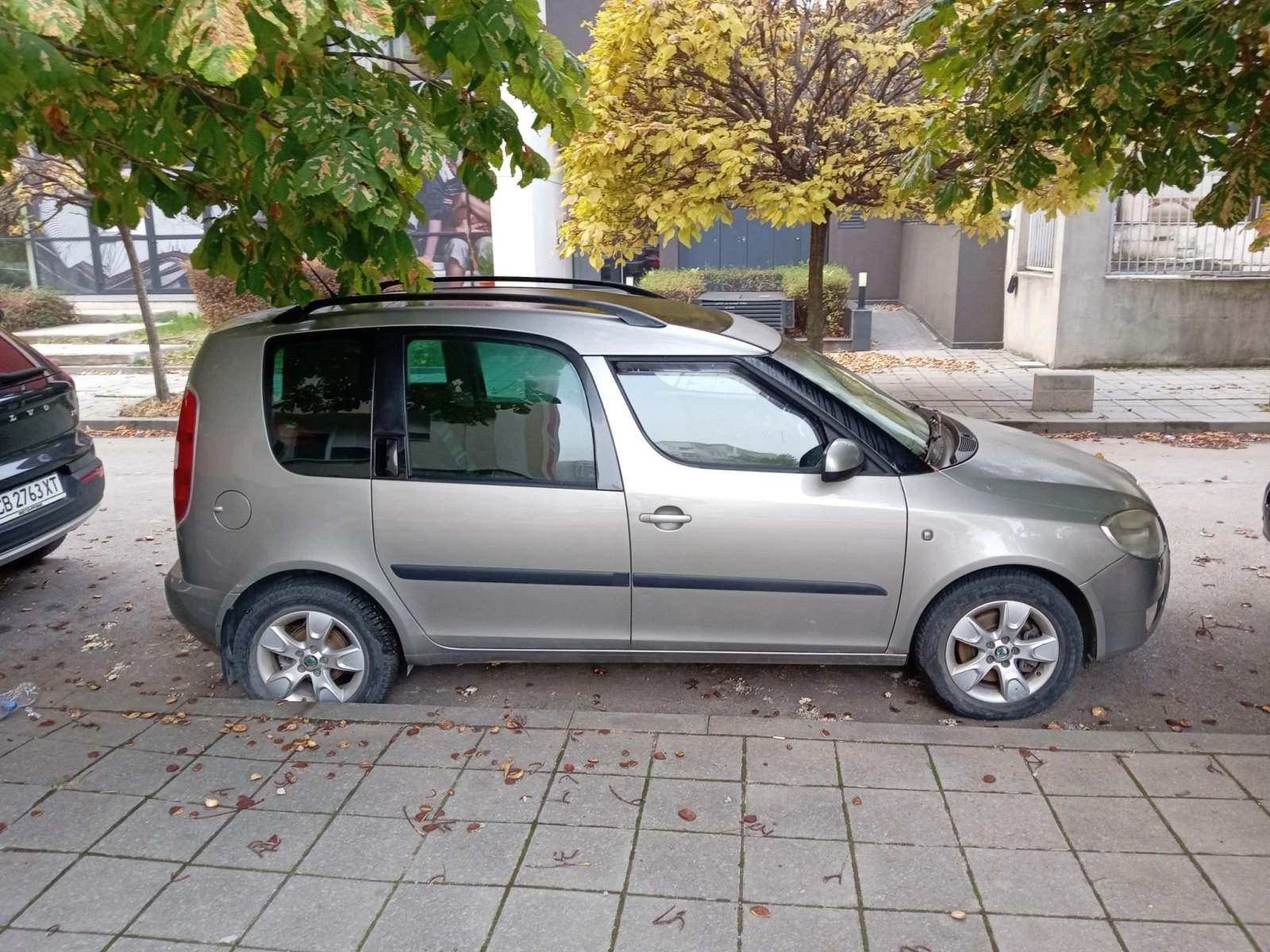 Skoda Roomster, снимка 5 - Автомобили и джипове - 56635865