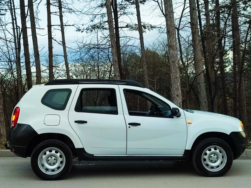 Dacia Duster 1.6-4* 4 swiss, снимка 8 - Автомобили и джипове - 47586784