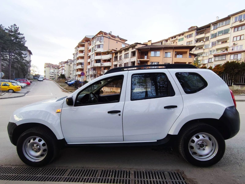 Dacia Duster 1.6-4* 4 swiss, снимка 12 - Автомобили и джипове - 47586784