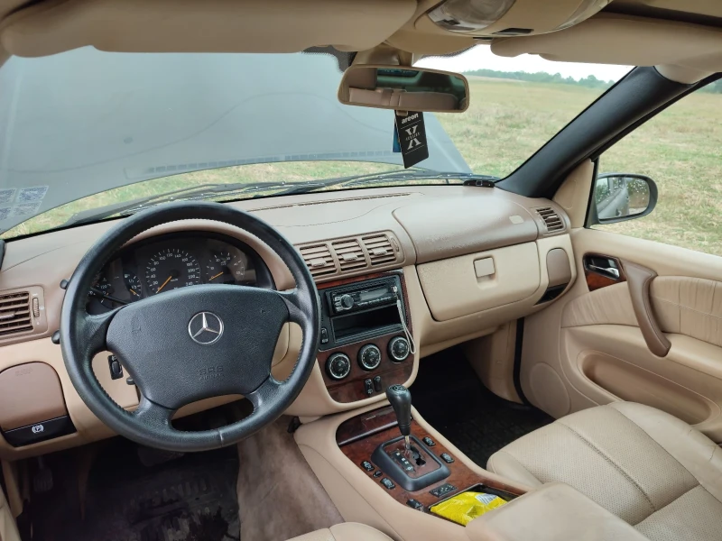 Mercedes-Benz ML 270, снимка 16 - Автомобили и джипове - 49518919