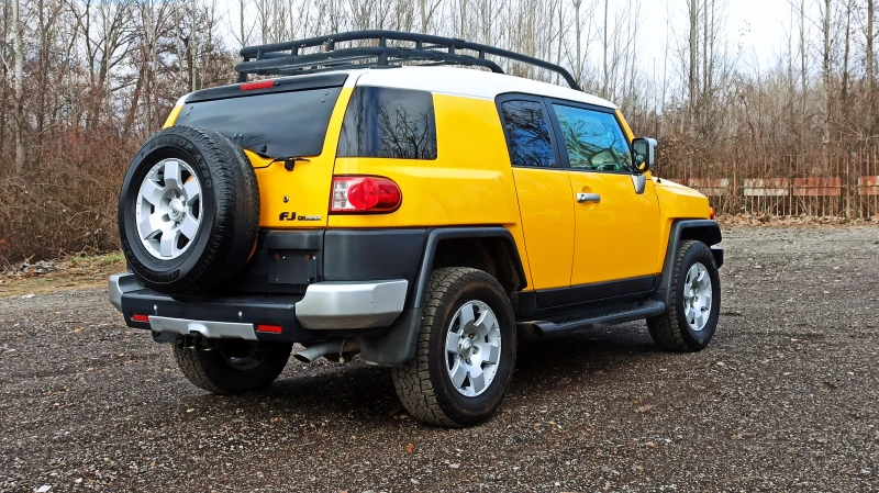 Toyota Fj cruiser 4.0_AWD_automatic, снимка 5 - Автомобили и джипове - 48355058