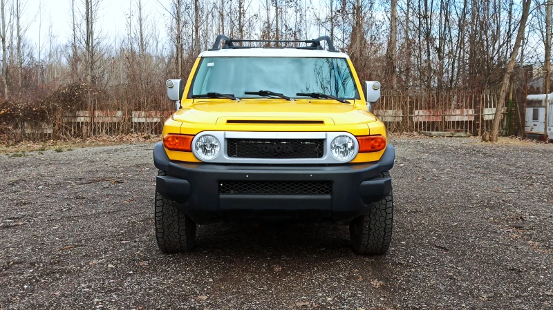 Toyota Fj cruiser 4.0_AWD_automatic, снимка 2 - Автомобили и джипове - 48355058