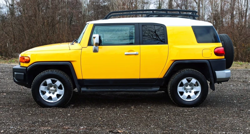 Toyota Fj cruiser 4.0_AWD_automatic, снимка 8 - Автомобили и джипове - 48355058