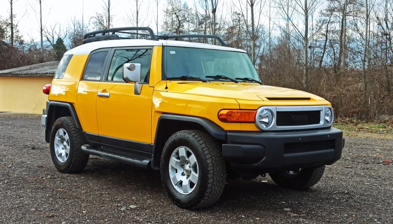 Toyota Fj cruiser 4.0_AWD_automatic, снимка 3 - Автомобили и джипове - 48355058