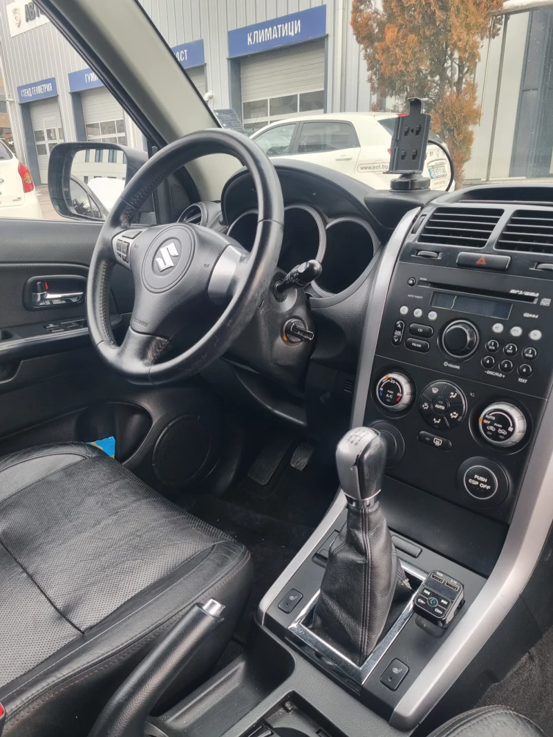 Suzuki Grand vitara 1.6 JX, снимка 5 - Автомобили и джипове - 48871838