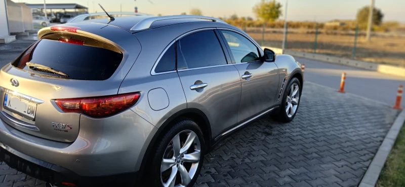 Infiniti Fx 37 S, снимка 3 - Автомобили и джипове - 48972373