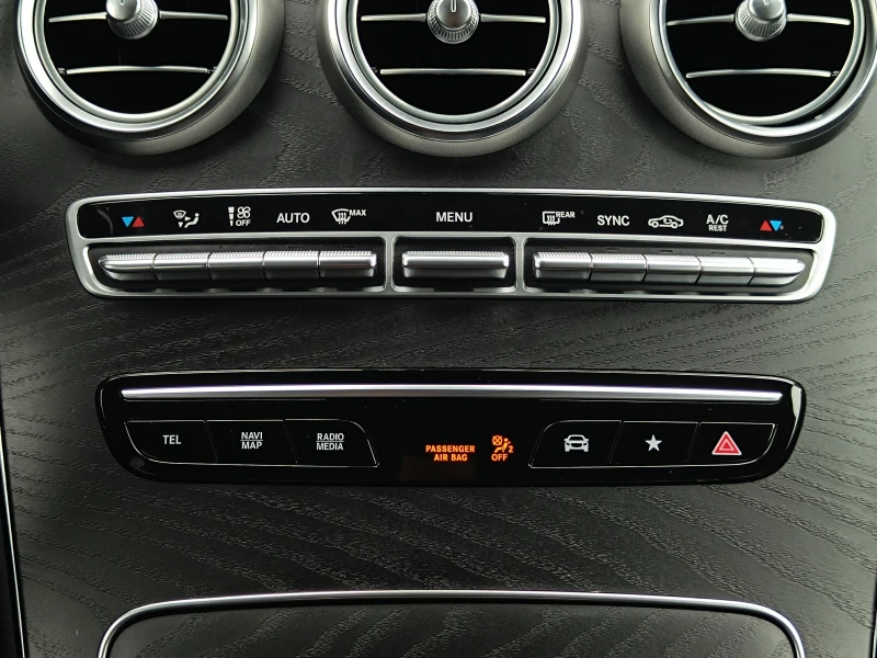 Mercedes-Benz GLC 220 d | 4 Matic | 9G-Tronic | AMG, снимка 14 - Автомобили и джипове - 52654934