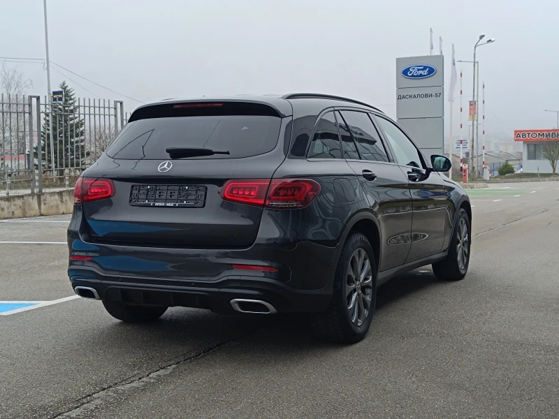 Mercedes-Benz GLC 220 d | 4 Matic | 9G-Tronic | AMG, снимка 4 - Автомобили и джипове - 52654934