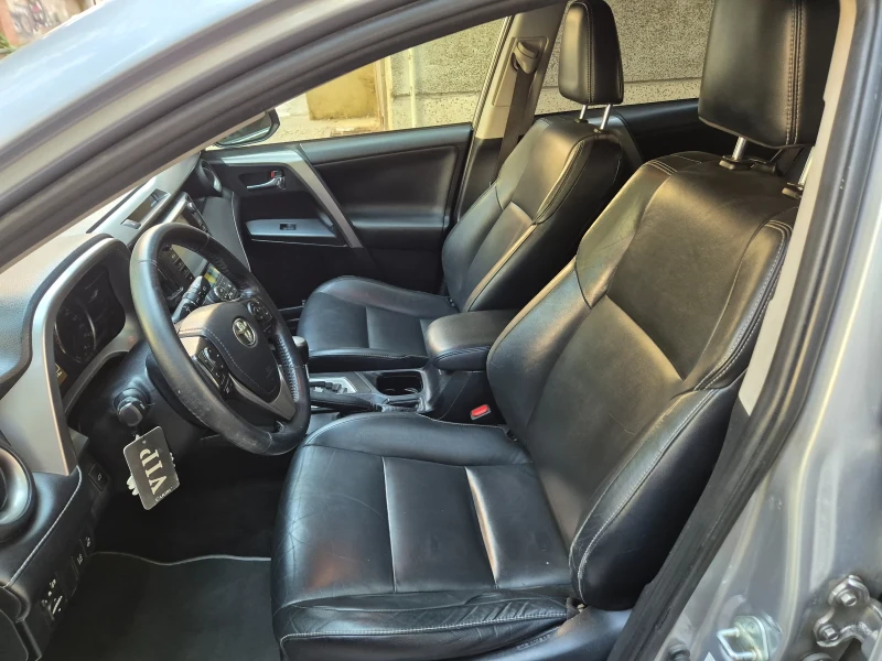 Toyota Rav4, снимка 7 - Автомобили и джипове - 52897380