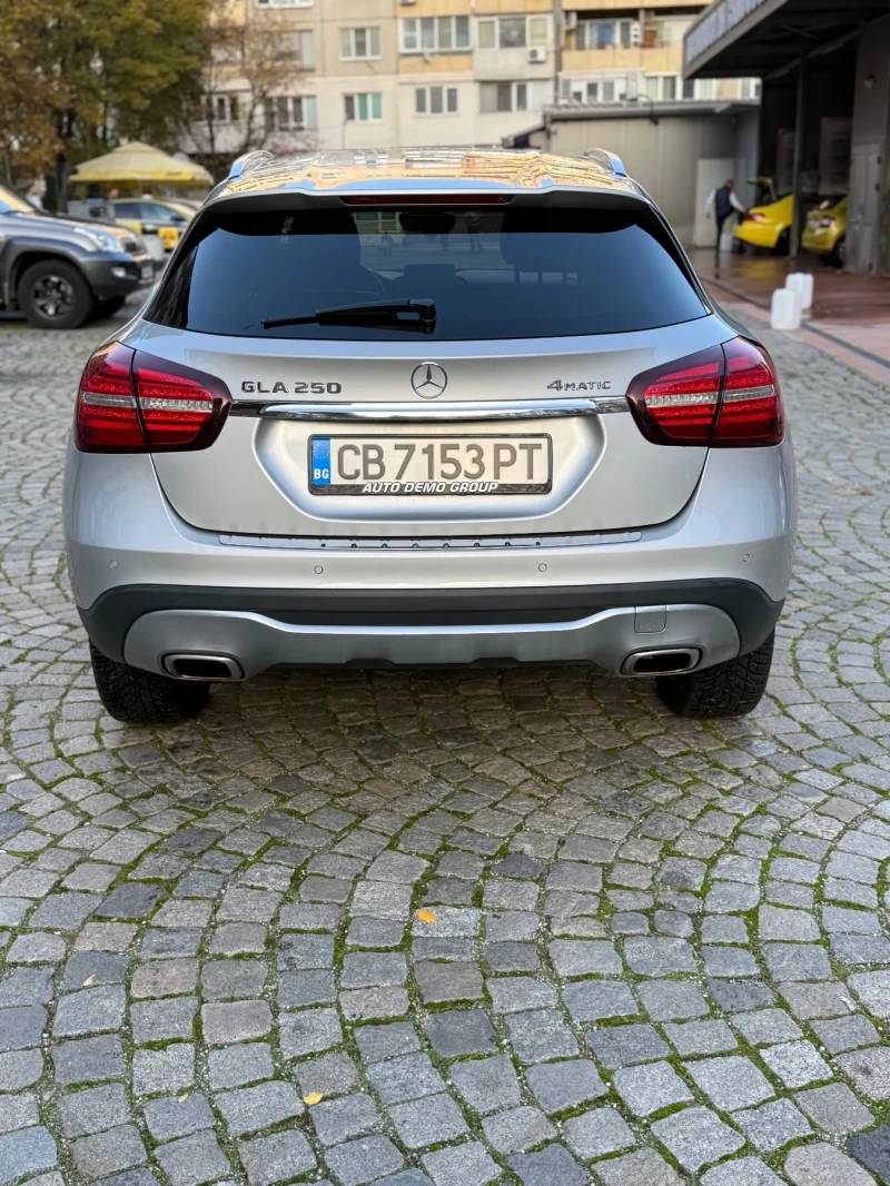 Mercedes-Benz GLA 250 На РЕАЛНИ 150000км, снимка 4 - Автомобили и джипове - 53114932