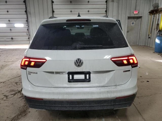 VW Tiguan, снимка 6 - Автомобили и джипове - 49538011