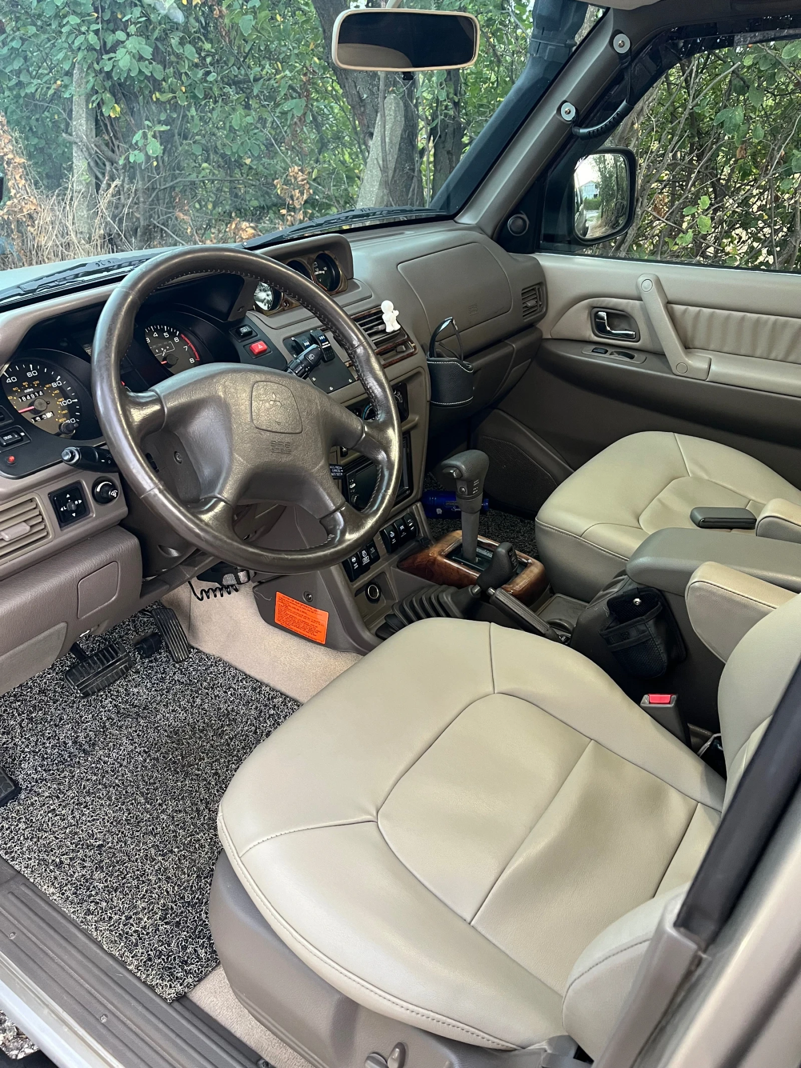 Mitsubishi Pajero 3.5 - изображение 5