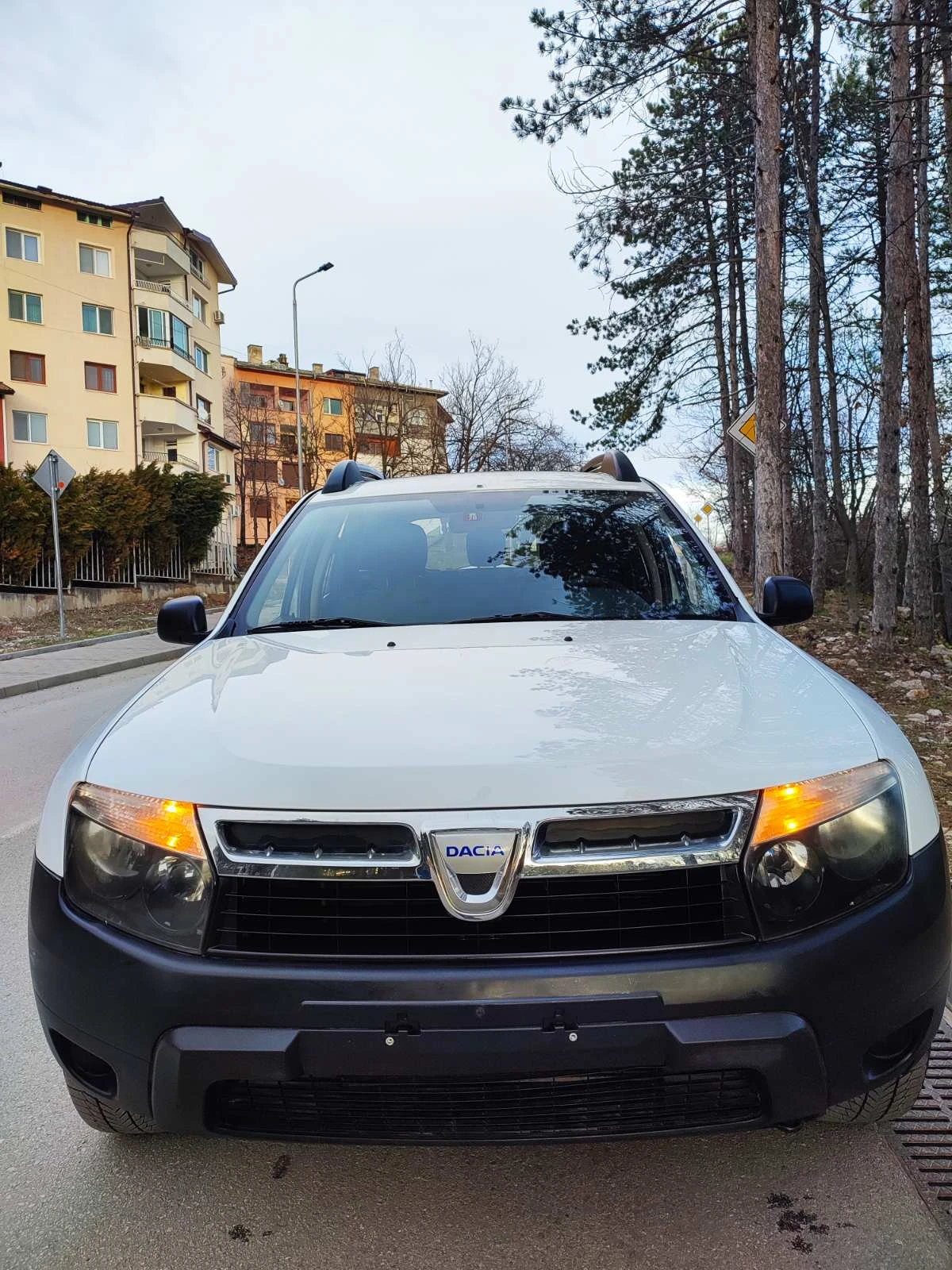 Dacia Duster 1.6-4* 4 swiss - изображение 9