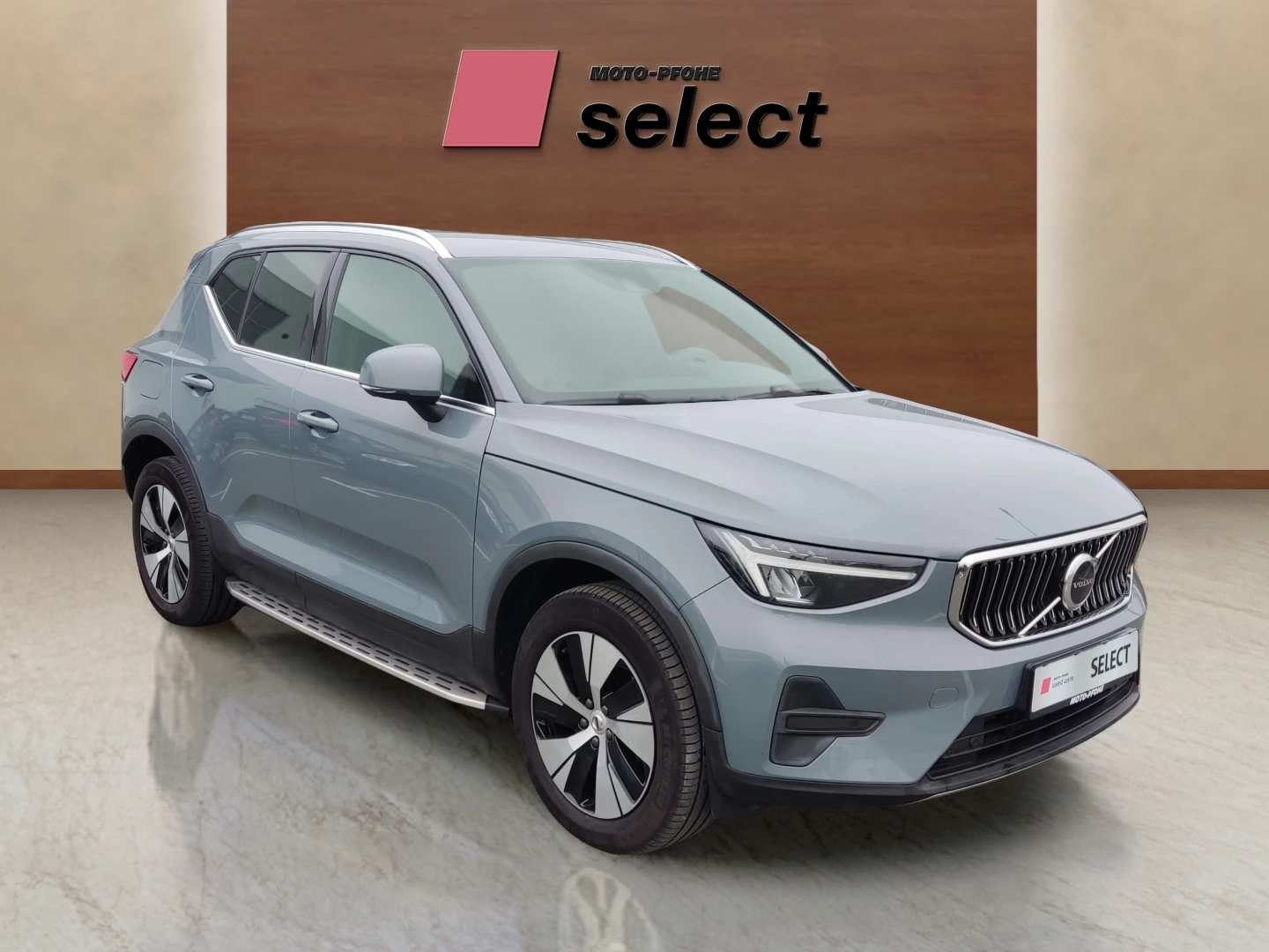 Volvo XC40 1.5L - изображение 2