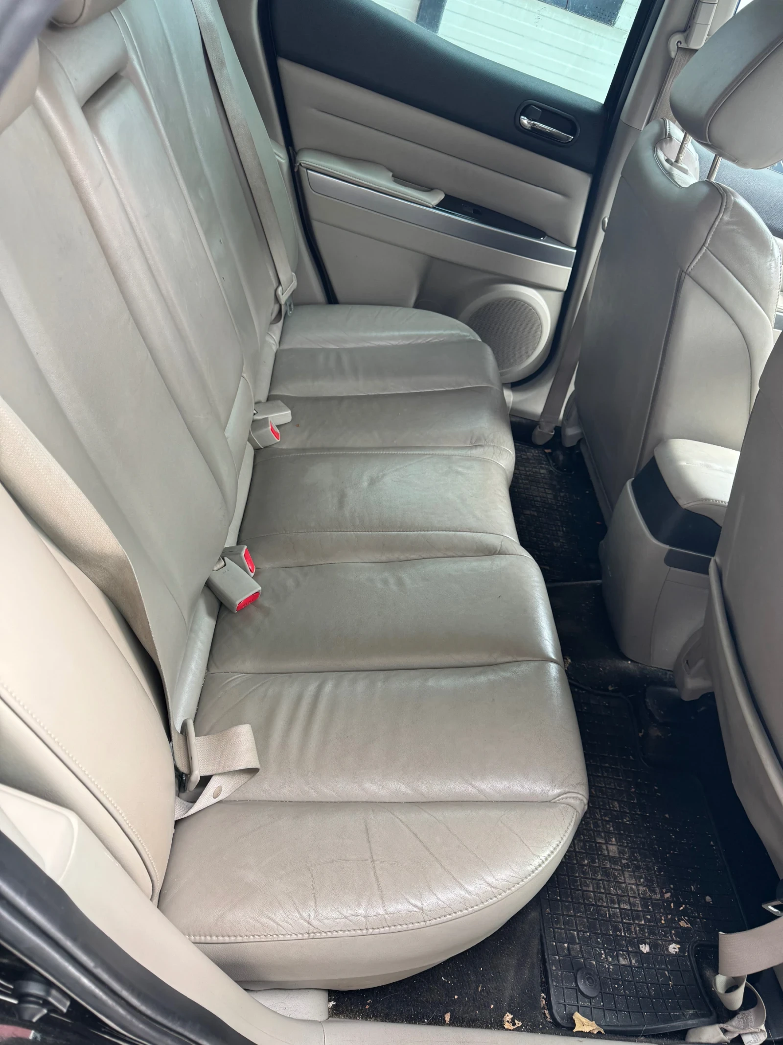 Mazda CX-7  - изображение 7