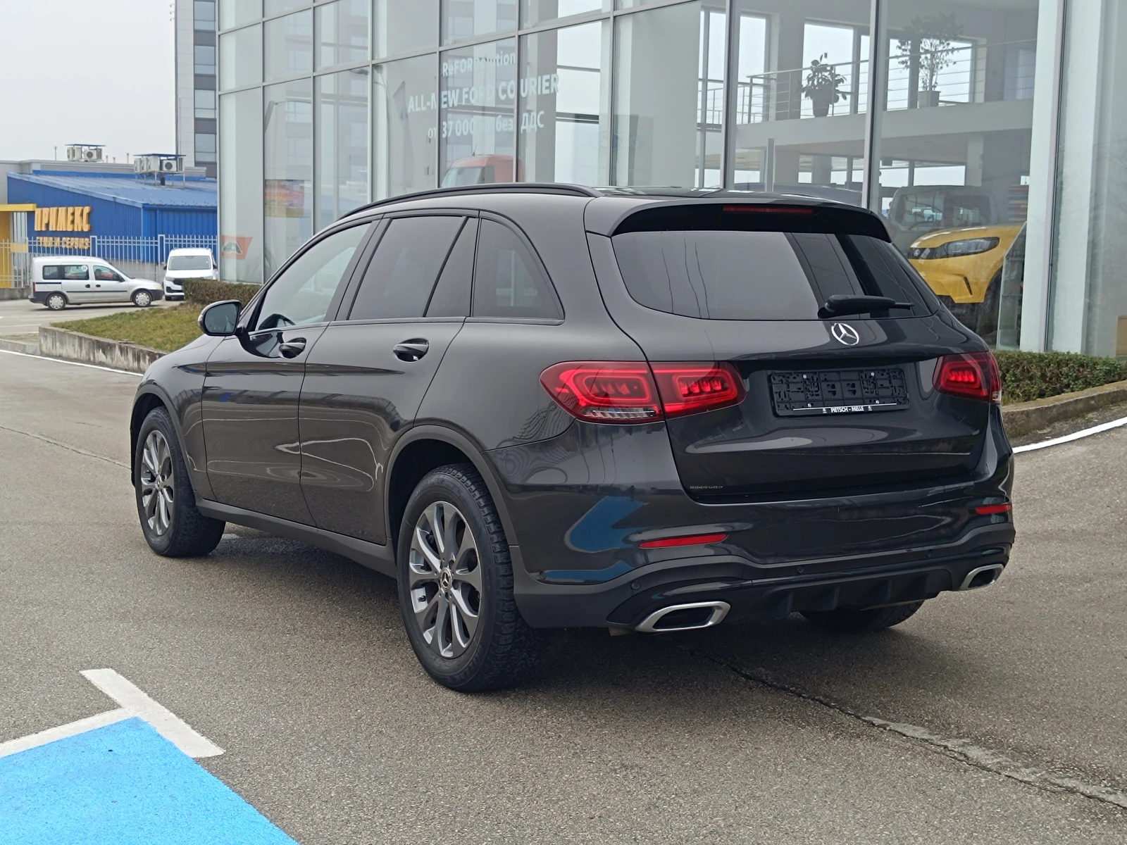 Mercedes-Benz GLC 220 d | 4 Matic | 9G-Tronic | AMG - изображение 6