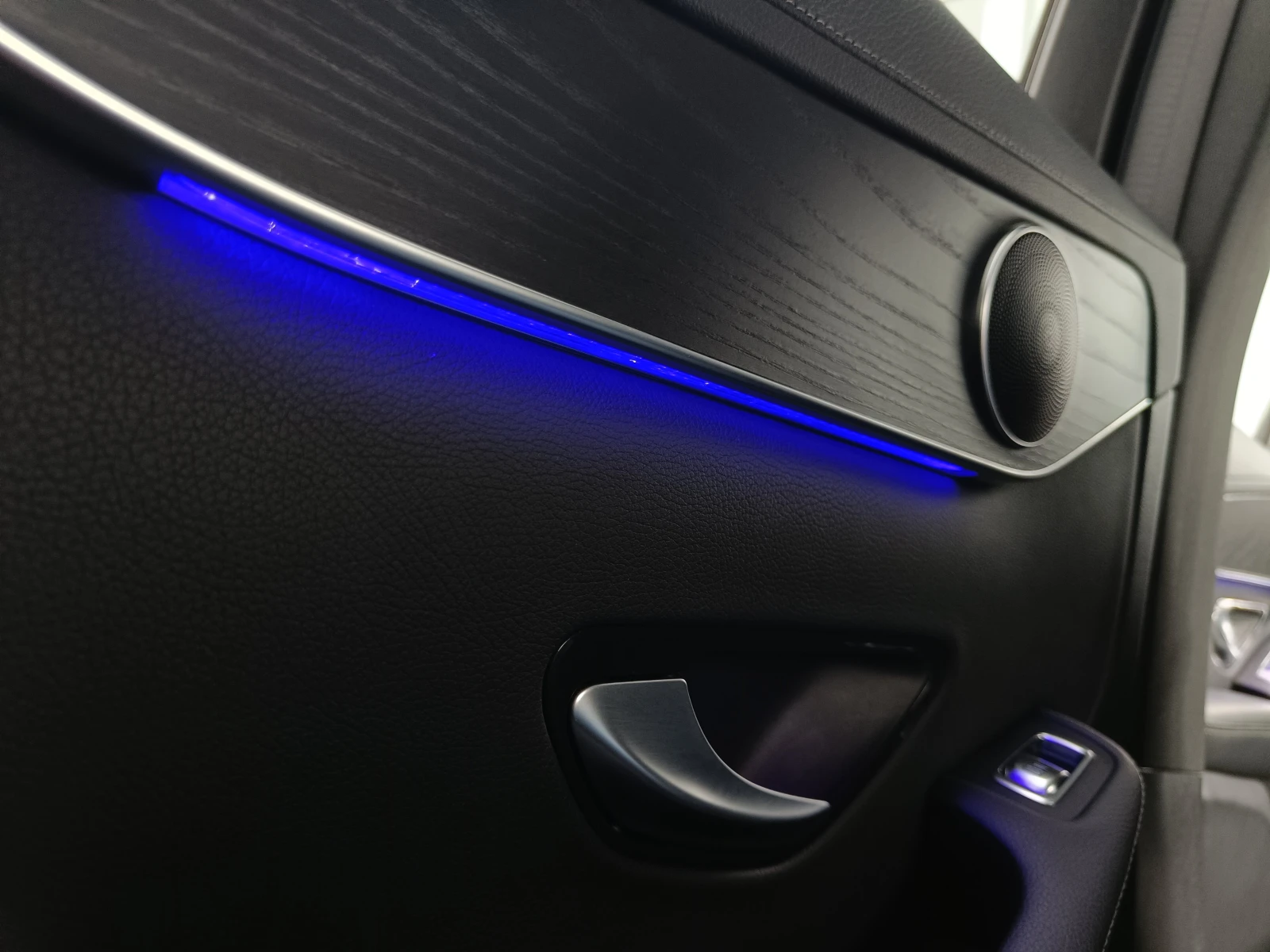 Mercedes-Benz GLC 220 d | 4 Matic | 9G-Tronic | AMG | Mobile.bg   16