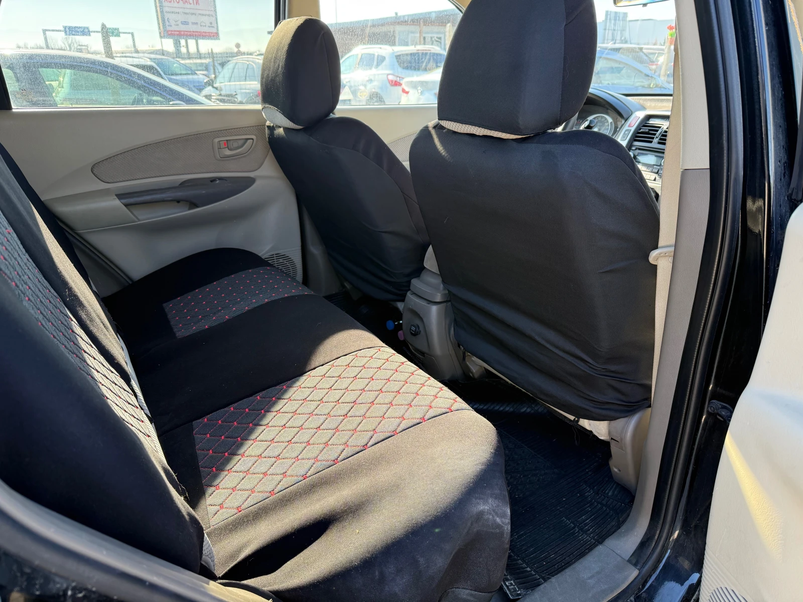 Hyundai Tucson 2.0i ��� | Mobile.bg � ����������� 12