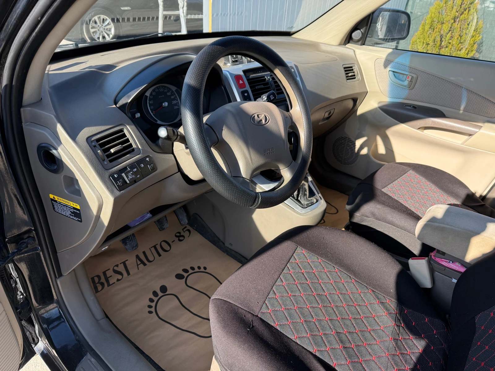 Hyundai Tucson 2.0i газ - изображение 9