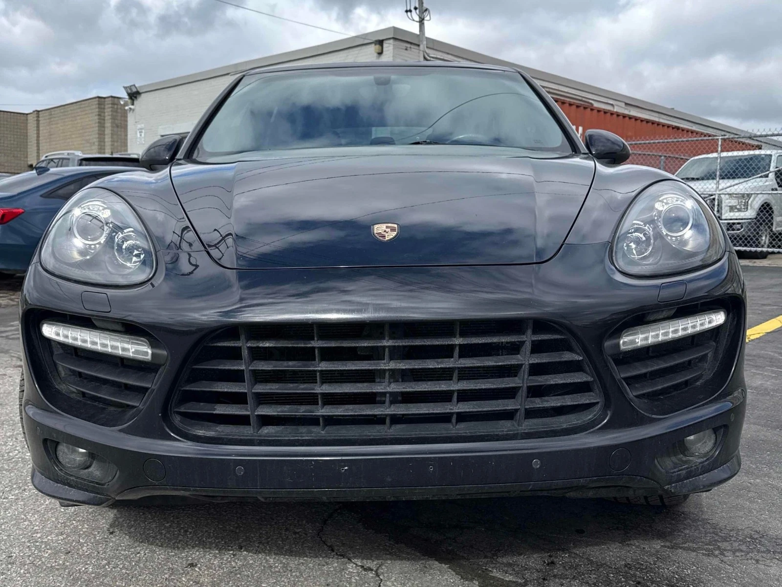 Porsche Cayenne GTS С РЕГИСТРАЦИЯ & АВТО КРЕДИТ , снимка 3 - Автомобили и джипове - 53885780
