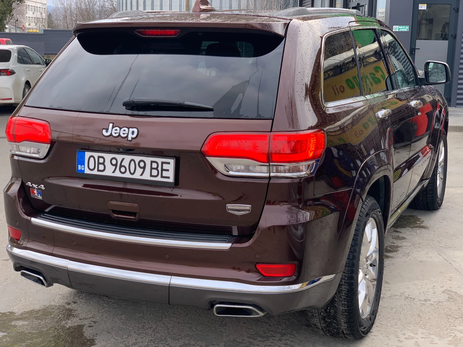 Jeep Grand cherokee Summit, снимка 4 - Автомобили и джипове - 53953342