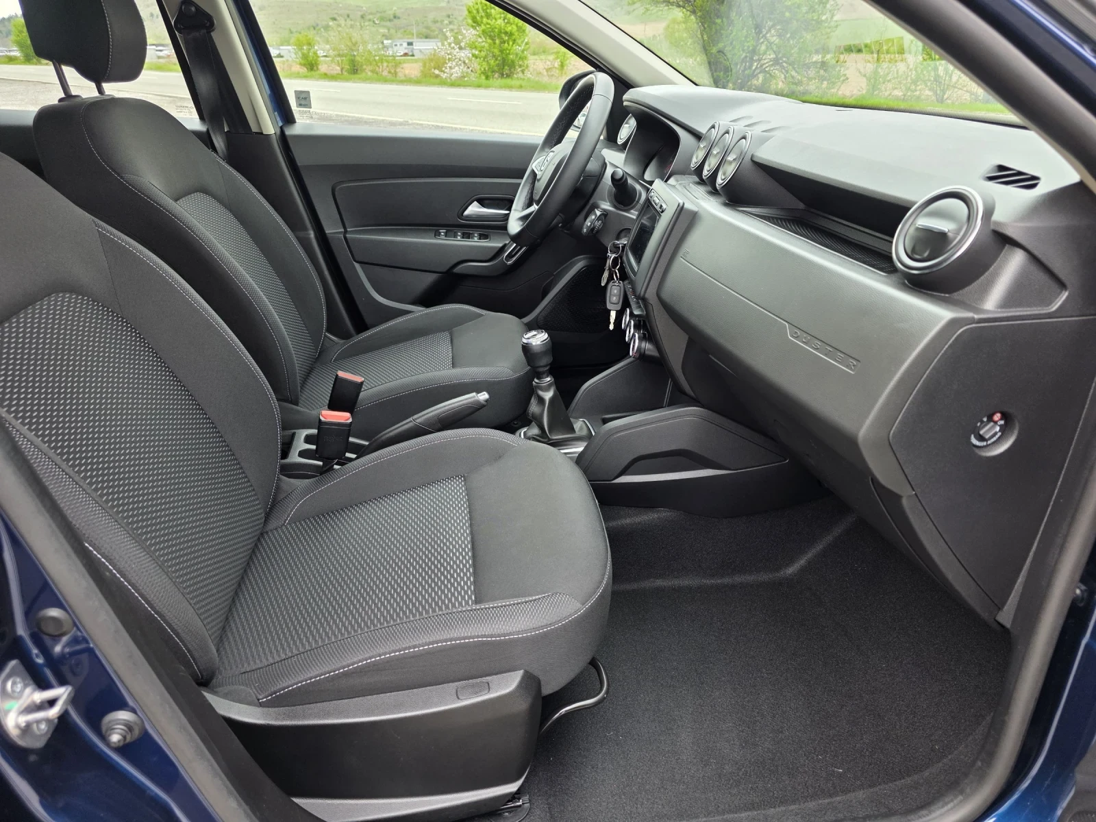 Dacia Duster 1.6GPL /115k.s.* NAVI*  | Mobile.bg � ����������� 10