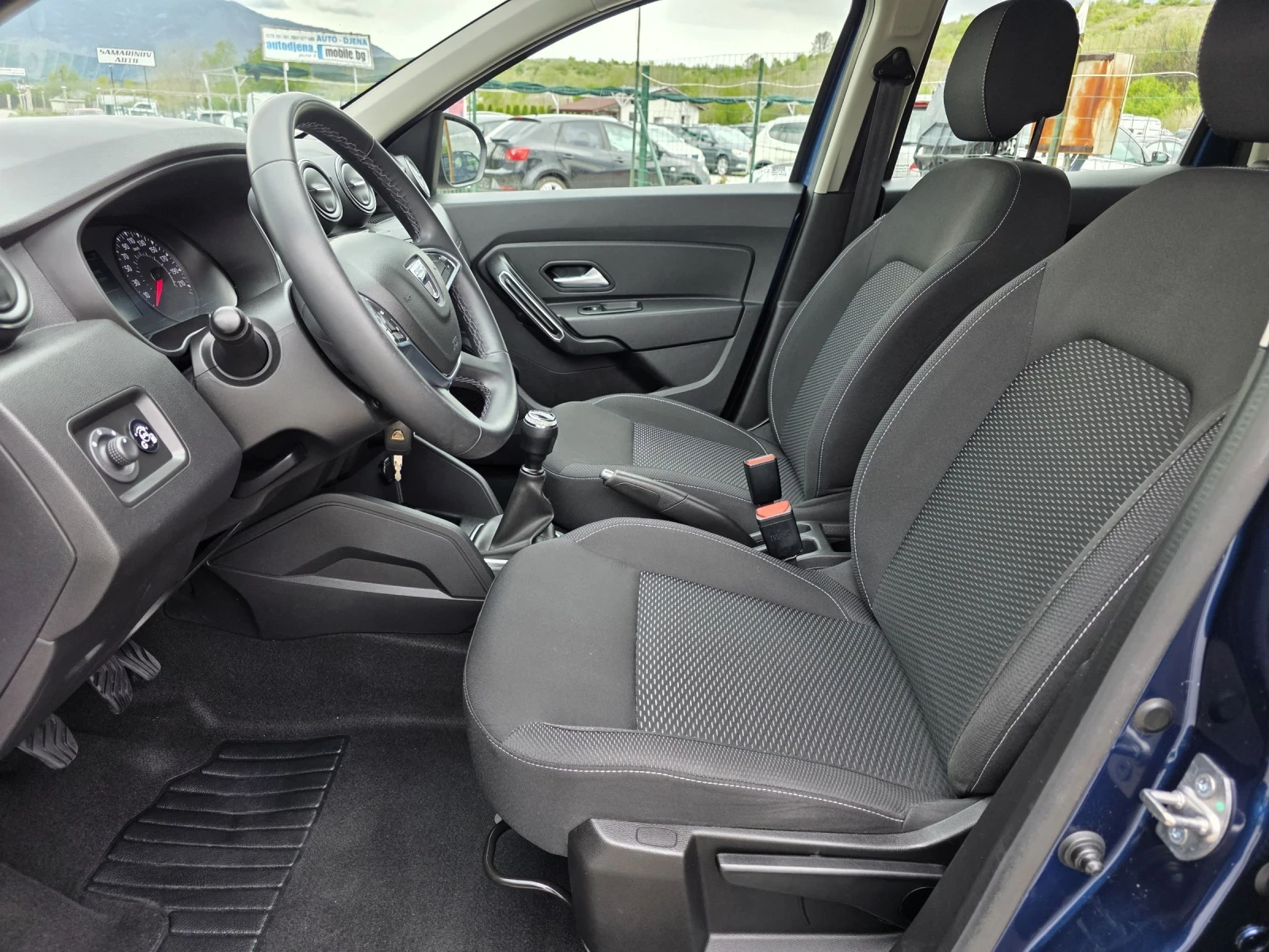 Dacia Duster 1.6GPL /115k.s.* NAVI*  | Mobile.bg � ����������� 9