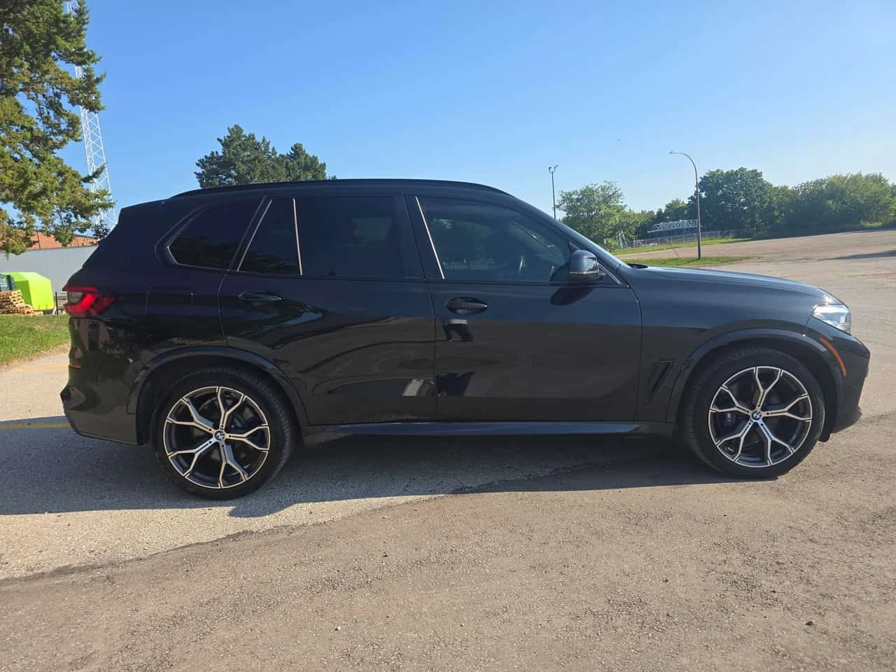 BMW X5 xDrive40i M SPORT | CARFAX | АВТОКРЕДИТ , снимка 4 - Автомобили и джипове - 55676476