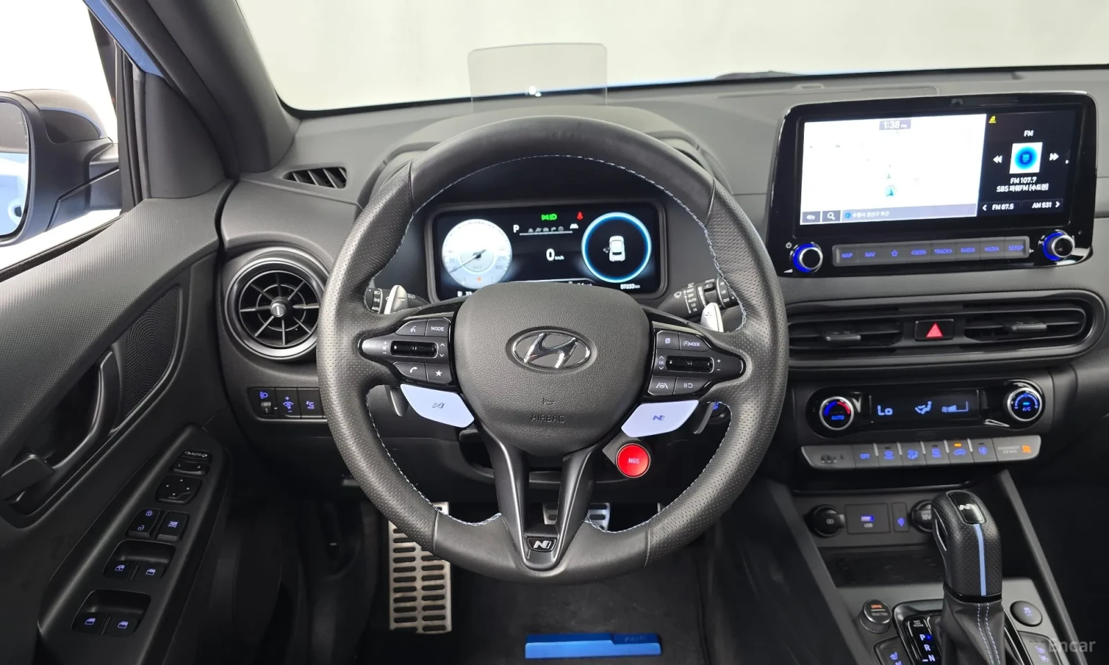 Hyundai Kona Gasoline 2.0 2WD, снимка 14 - Автомобили и джипове - 56205573