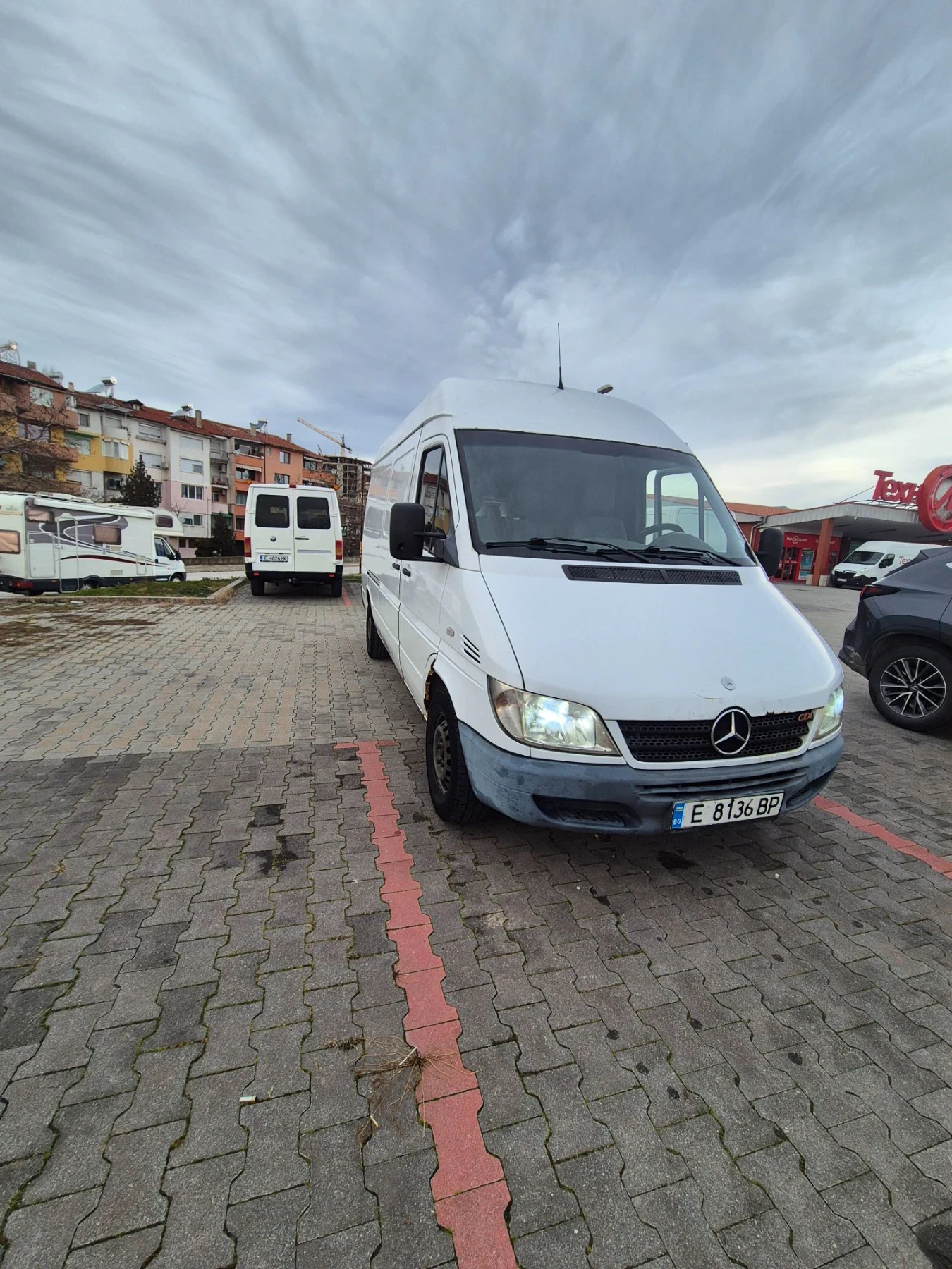 Mercedes-Benz Sprinter 211