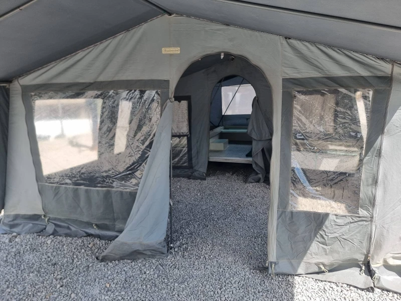 Каравана Roadtrek FAMILY EXTRA, снимка 13 - Каравани и кемпери - 51242809