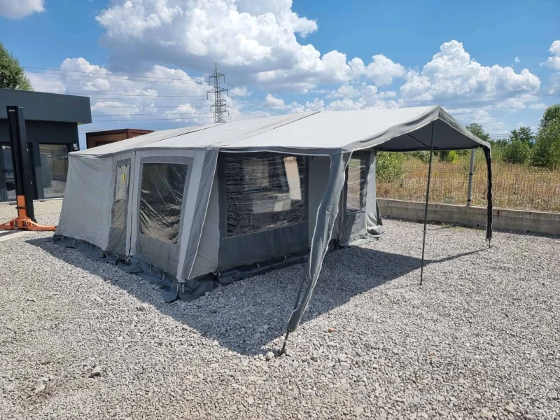 Каравана Roadtrek FAMILY EXTRA, снимка 10 - Каравани и кемпери - 51242809