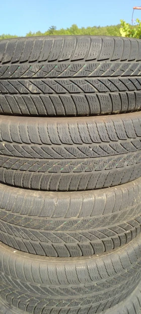Гуми Зимни 205/55R16, снимка 1