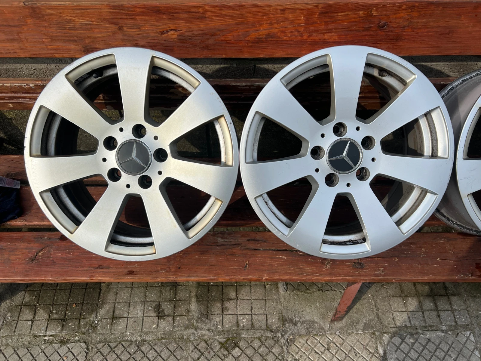 ������ | Mobile.bg � ����������� 3