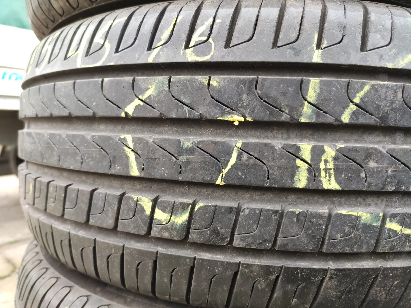 Гуми Летни 215/45R16, снимка 5 - Гуми и джанти - 54655507