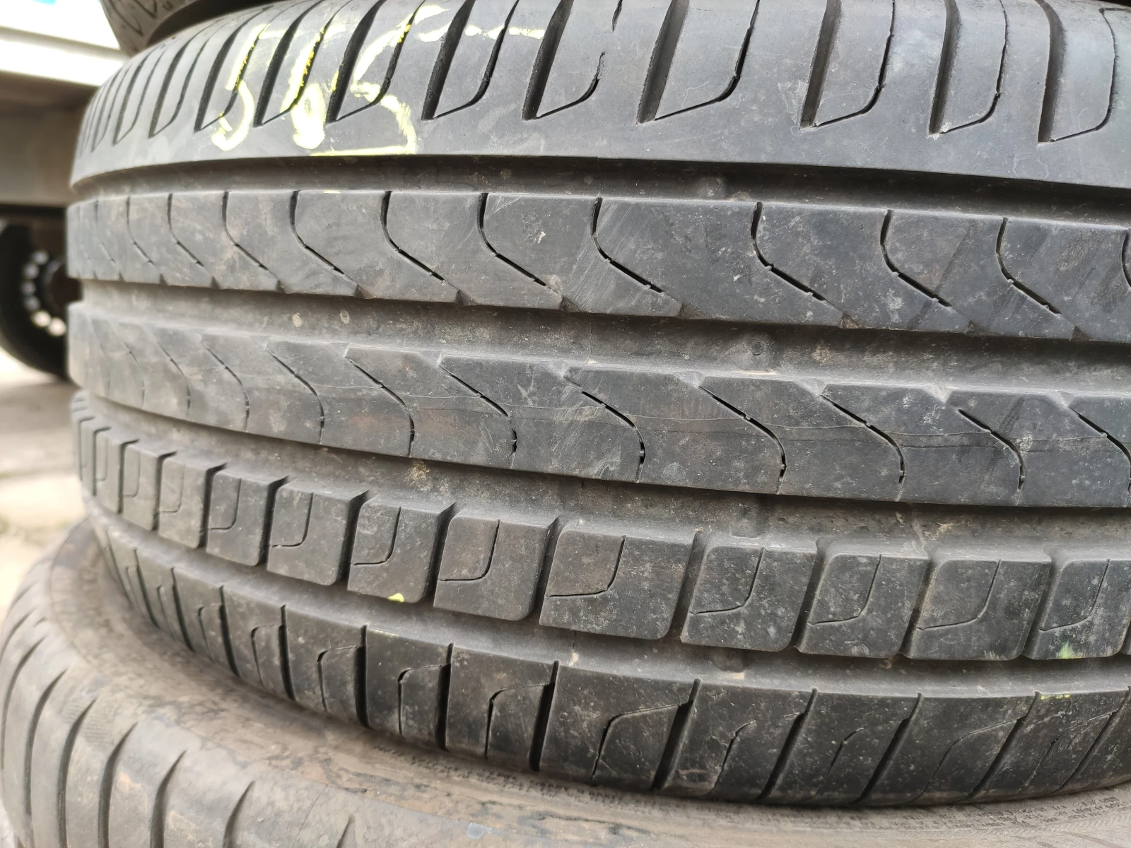Гуми Летни 215/45R16, снимка 6 - Гуми и джанти - 54655507