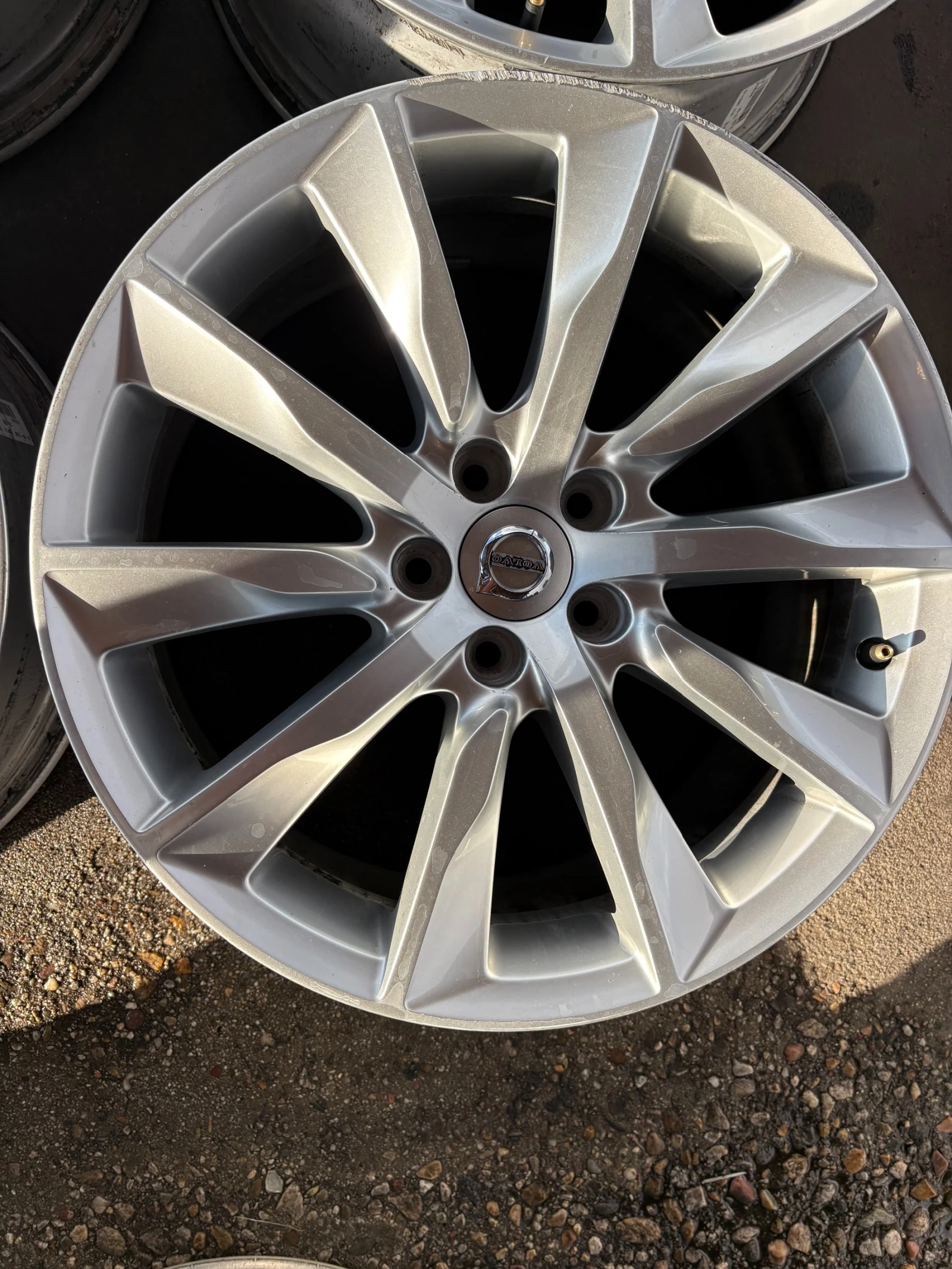 ������ �� Volvo V90 | Mobile.bg � ����������� 4