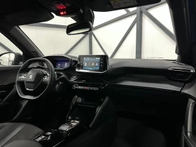 Peugeot 2008 ALLURE* PureTech* ПОДГРЕВ* CARPLAY, снимка 10