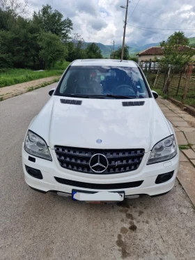     Mercedes-Benz 320