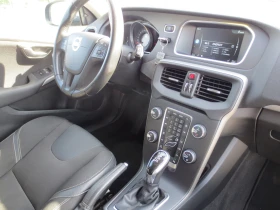 Volvo V40 2.0 D АВТОМАТ - 12500 лв. - 10263508 16