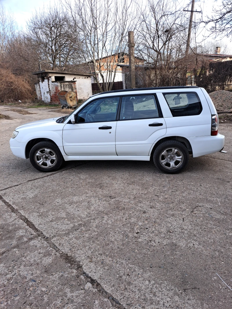 Subaru Forester SG, снимка 2 - Автомобили и джипове - 47357415