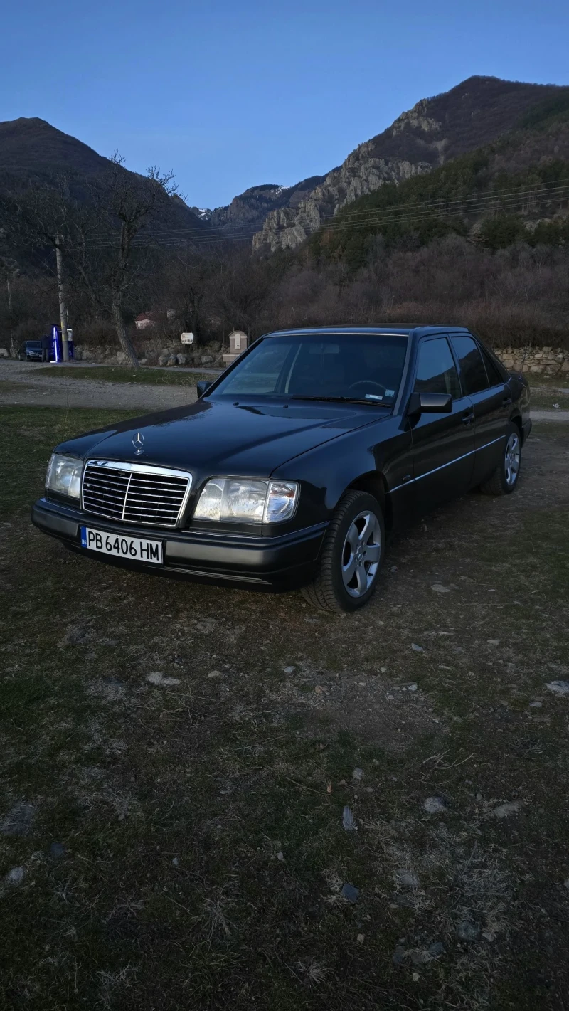 Mercedes-Benz 124 250 TurboDiesel, снимка 2 - Автомобили и джипове - 48546054