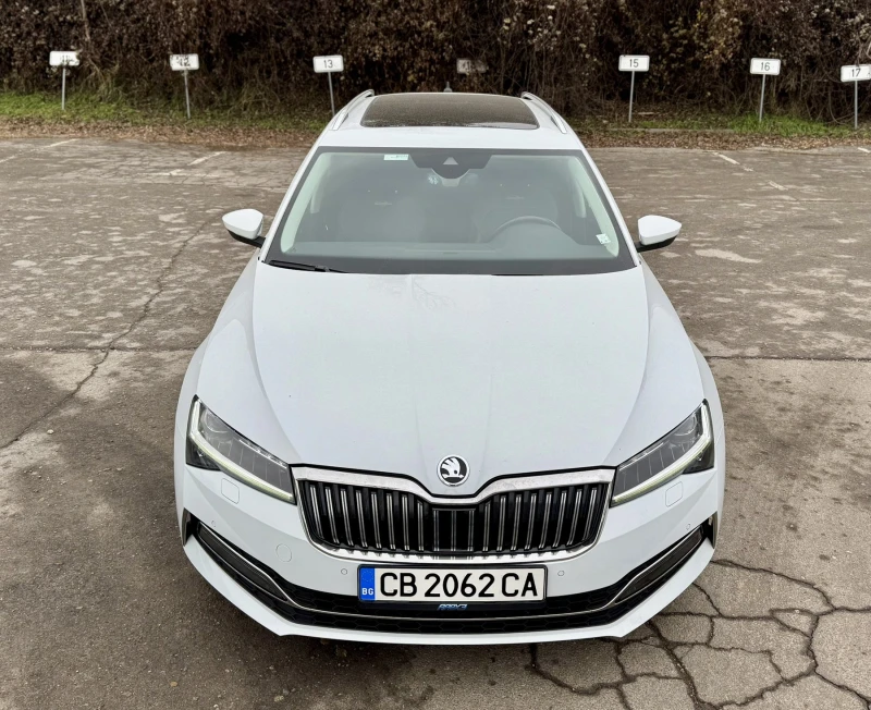 Skoda Superb Laurin&Klement 200PS , снимка 3 - Автомобили и джипове - 48706496