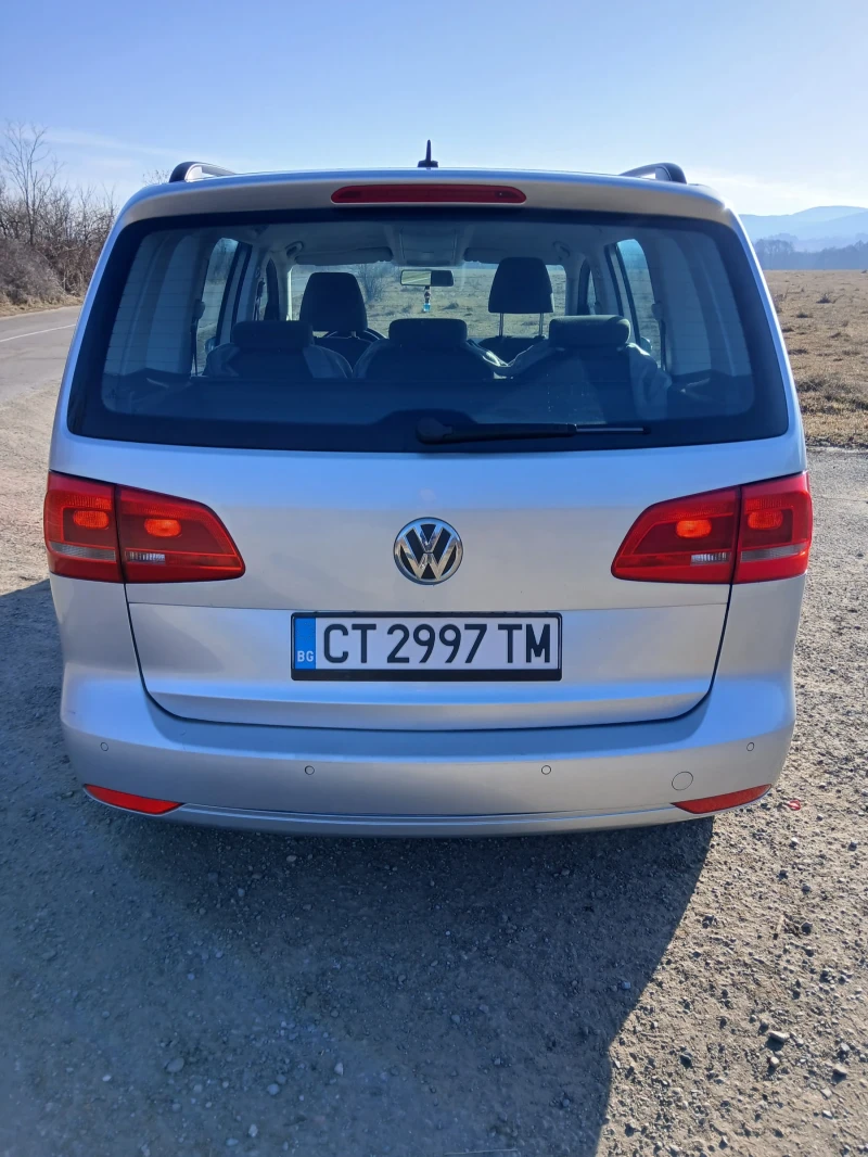 VW Touran 1.6 TDI, снимка 3 - Автомобили и джипове - 48956129