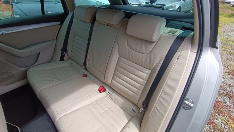 Skoda Octavia 1.4 G-Tec !!! УНИКАТ !!! Euro 6 b !!!, снимка 13 - Автомобили и джипове - 49859732