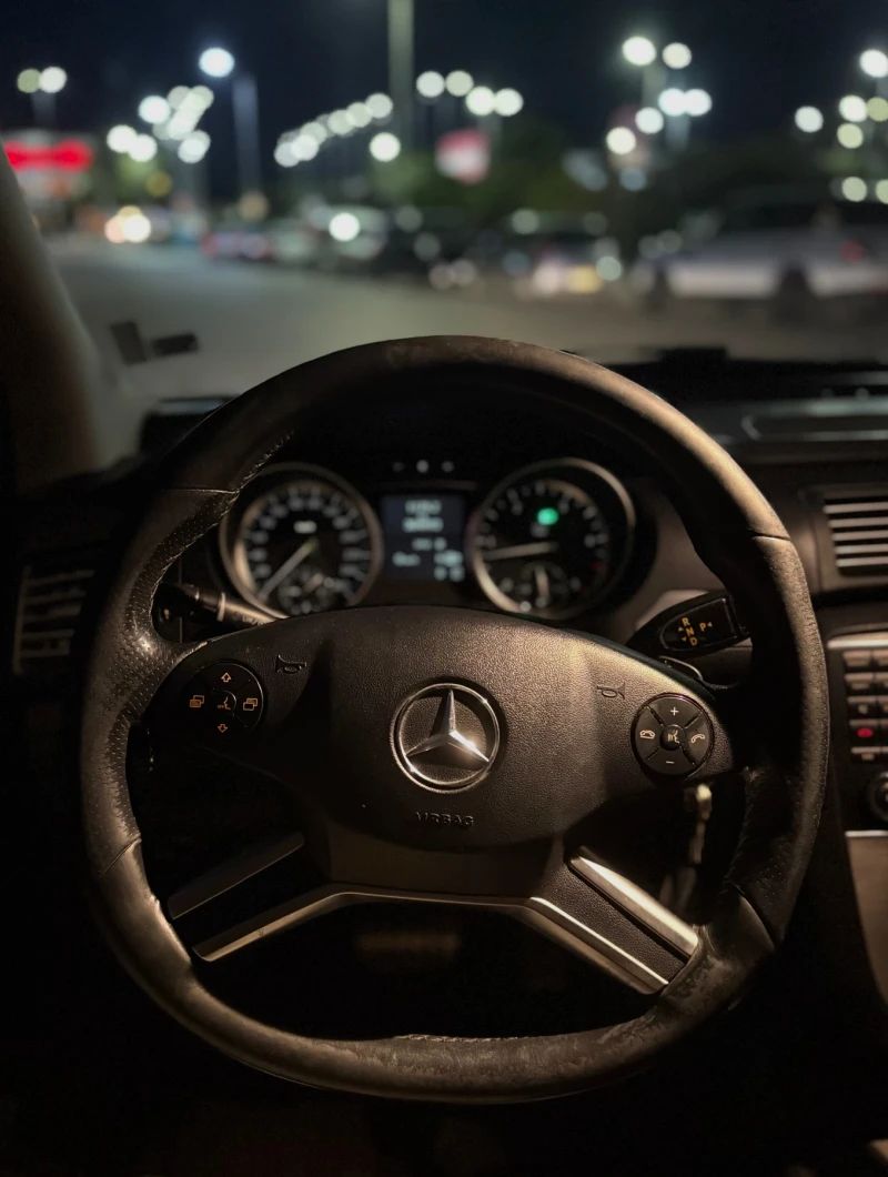 Mercedes-Benz R 350, снимка 6 - Автомобили и джипове - 51407889